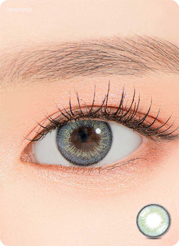Close-up-Image-of-eye-Iwwitch-Ocean-Blue-2pcs-Monthly-Colored-Contacts