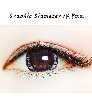 Close-up-Image-of-an-eye-wearing-Diamond-Black-2pcs-6-Months-Colored-Contacts