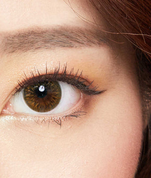 Close-up-Image-of-eye-Aria-Beach-Brown-2Pcs-Monthly-Colored-Contacts