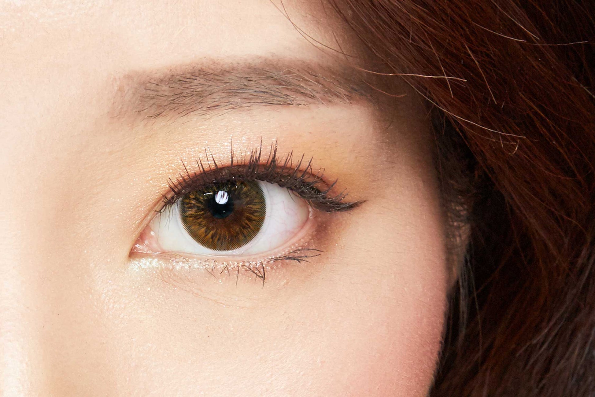 Close-up-Image-of-eye-Aria-Beach-Brown-2Pcs-Monthly-Colored-Contacts