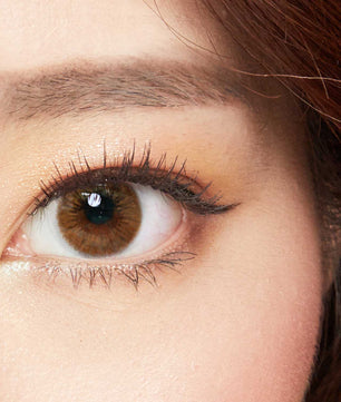 Close-up-Image-of-eye-Aria-Cotton-Brown-2Pcs-Monthly-Colored-Contacts