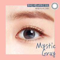 Close-up-Image-of-eye-Bausch-And-Lomb-Lacelle-30pcs-Daily-Mistic-Grey-Colored-Contacts