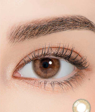 Close-up-Image-of-eye-Celinay-Brown-2pcs-Monthly-Colored-Contacts