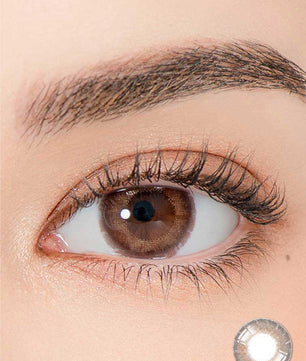 Close-up-Image-of-eye-Celinay-Choco-2pcs-Monthly-Colored-Contacts