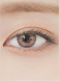 Close-up-Image-of-eye-Credit-Brown-2pcs-Monthly-Colored-Contacts