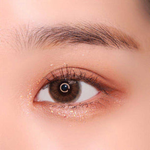 Close-up-Image-of-eye-Iwwinka-Brown-2pcs-Monthly-Colored-Contacts