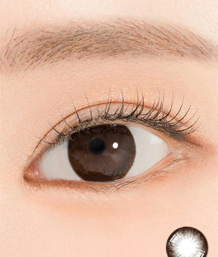 Close-up-Image-of-eye-Iwwiny-Choco-2pcs-Monthly-Colored-Contacts