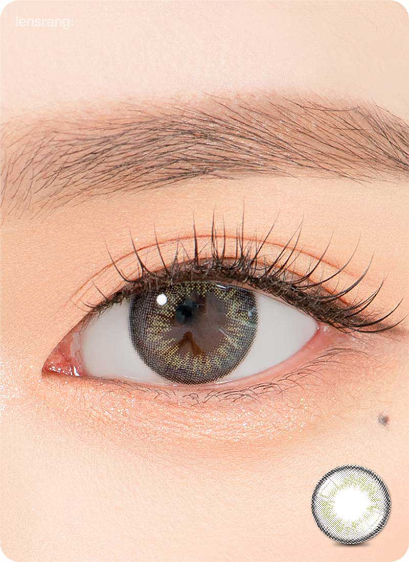 Close-up-Image-of-eye-Iwwitch-Grey-2pcs-Monthly-Colored-Contacts