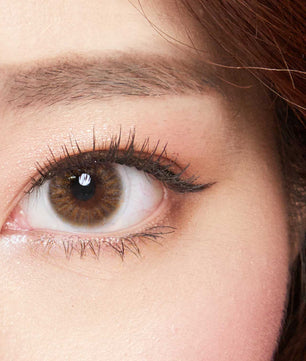 Close-up-Image-of-eye-Pastel-Color-Brown-2Pcs-Monthly-Colored-Contacts