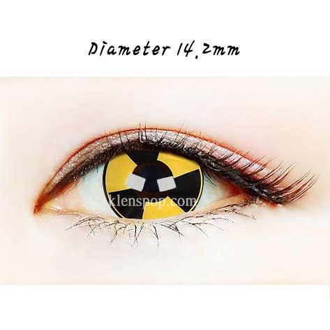 Close-up-Image-of-eye-SF-37-Yellow-Black-Halloween-Contact-Lenses