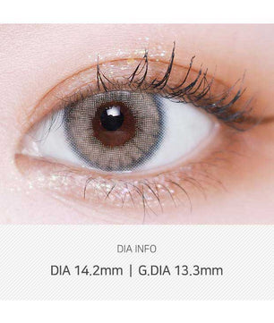 Close-up-Image-of-eye-Silhouette-Cream-Beige-2pcs-Monthly-Colored-Contacts