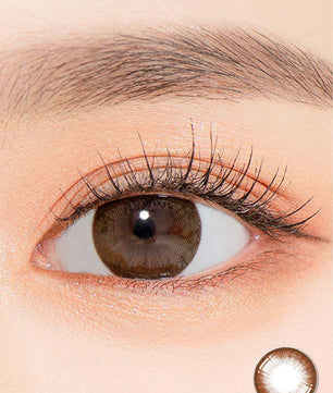 Close-up-Image-of-eye-Snug-Choco-2pcs-Monthly-Colored-Contacts