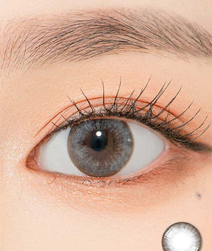 Close-up-Image-of-eye-Snug-Grey-2pcs-Monthly-Colored-Contacts