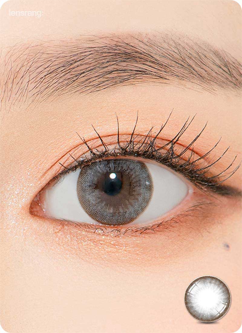 Close-up-Image-of-eye-Snug-Grey-2pcs-Monthly-Colored-Contacts