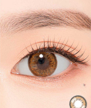 Close-up-Image-of-eye-Spell-Brown-2pcs-Monthly-Colored-Contacts