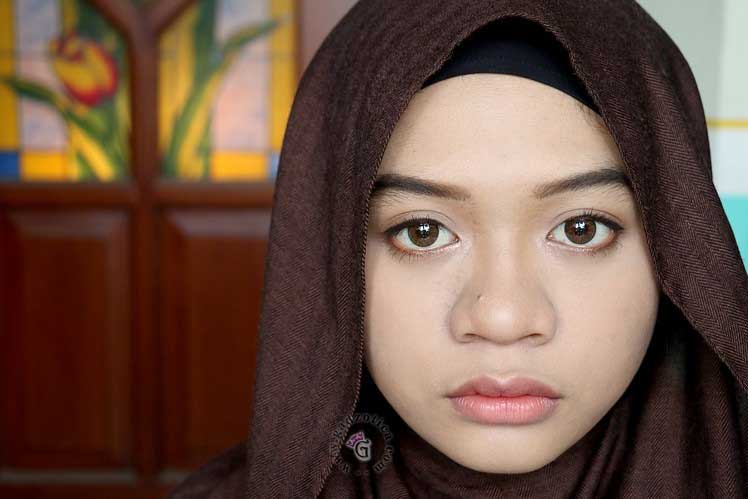 Real-Review-Image-Of-Neo-Cosmo-3Tone-Brown-2Pcs-6-Months-Toric-Lens